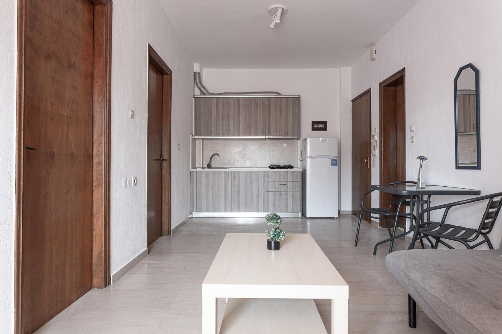 Mike'S Apartments Neoi Poroi Bagian luar foto